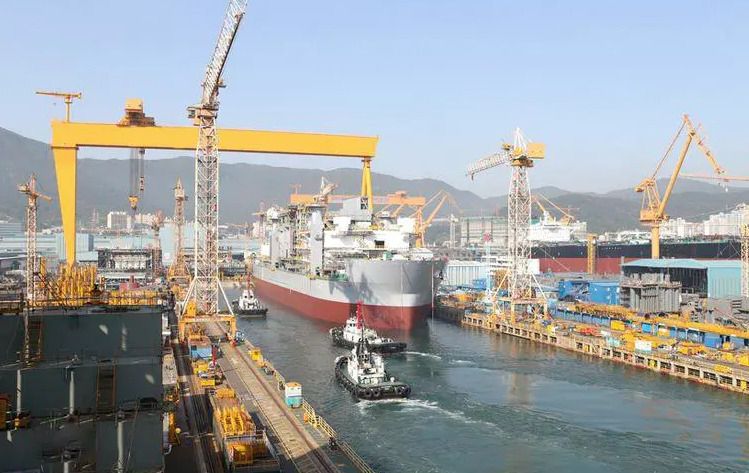 海域碼頭、散貨船跟蹤監(jiān)測(cè)攝像頭起到的作用