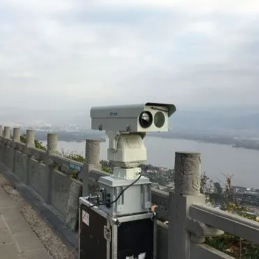 漁政沿岸視頻監(jiān)控方案，3公里激光夜視重載云臺攝像機